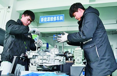 職教高考:另一個“賽道”也能上大學(xué) 職教高考:另一個“賽道”也能上大學(xué)