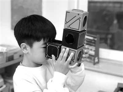 1677550662382919.jpg 潛望鏡.jpg